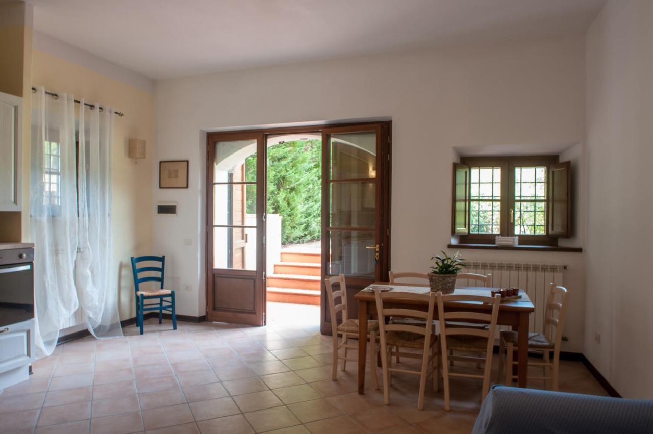 Casale La Fata -Tipico Toscano Immerso Nelle Colline Tra Lucca E Versilia, 6 Appartamenti Indipendenti Camaiore Exterior foto