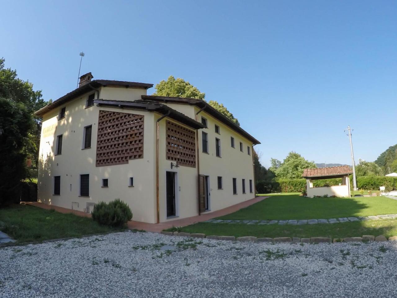 Casale La Fata -Tipico Toscano Immerso Nelle Colline Tra Lucca E Versilia, 6 Appartamenti Indipendenti Camaiore Exterior foto
