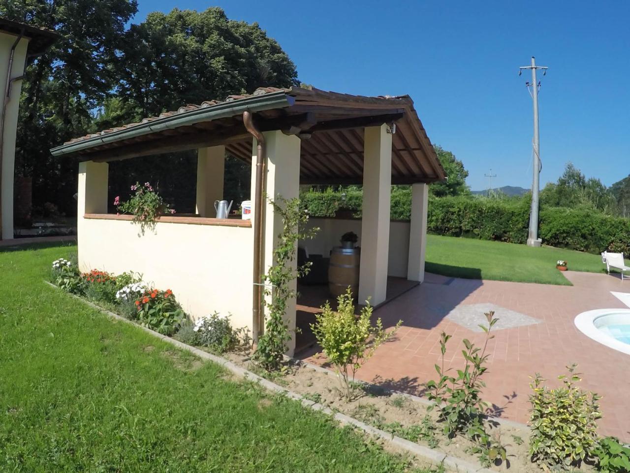 Casale La Fata -Tipico Toscano Immerso Nelle Colline Tra Lucca E Versilia, 6 Appartamenti Indipendenti Camaiore Exterior foto